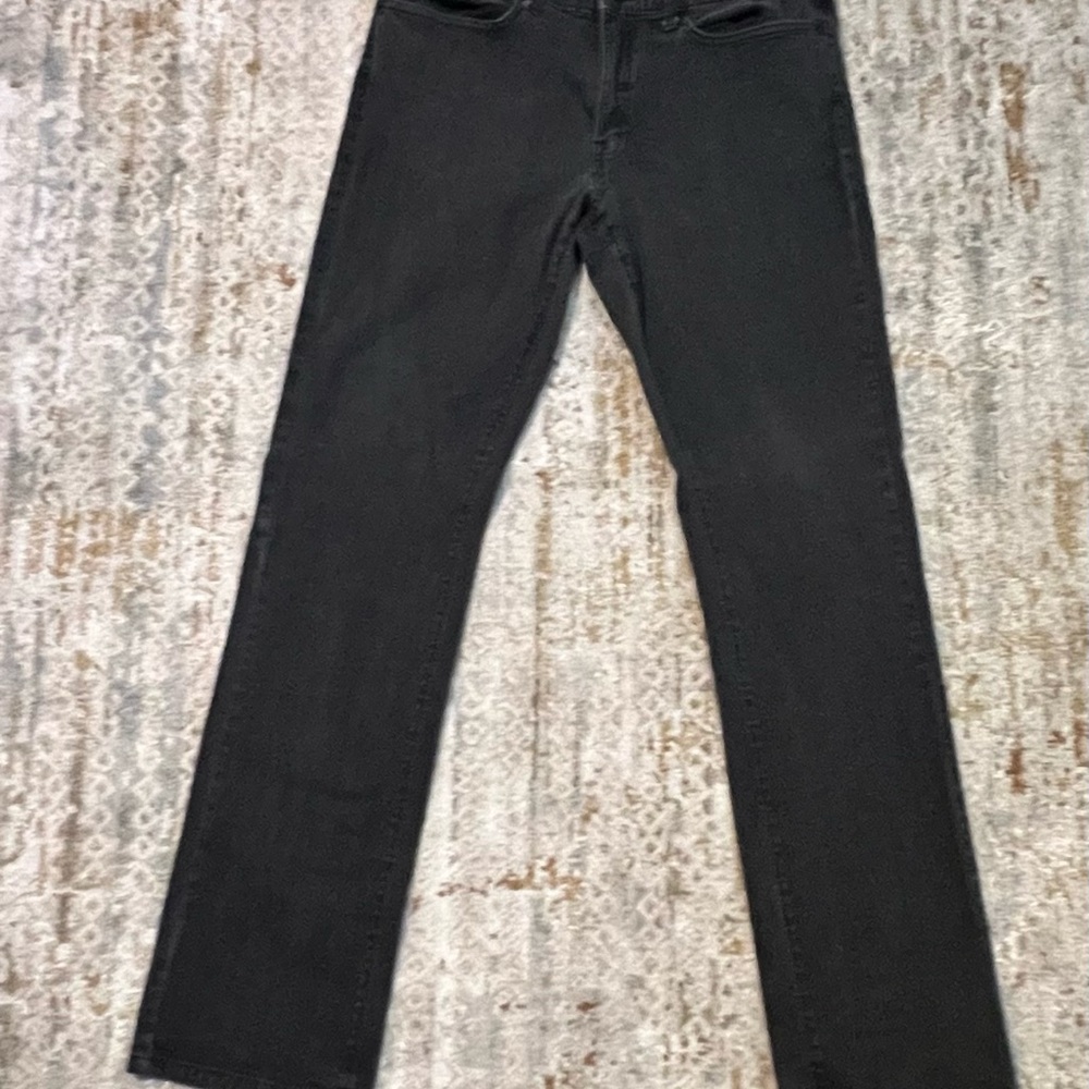 Black Wash Straight Comfort Stretch Jeans size: 32/34